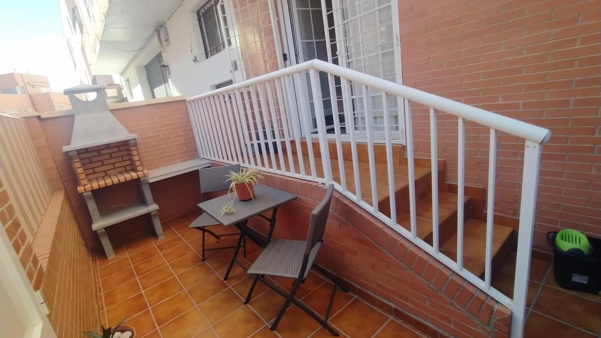 Bajo Con Terraza Junto Al Mar Apartment Almeria Spain